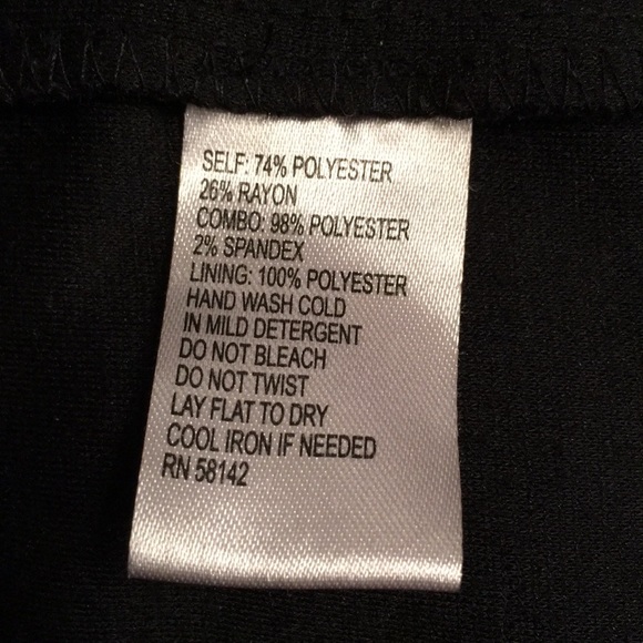 London Style sheath dress with lace bodice - Picture 7 of 7